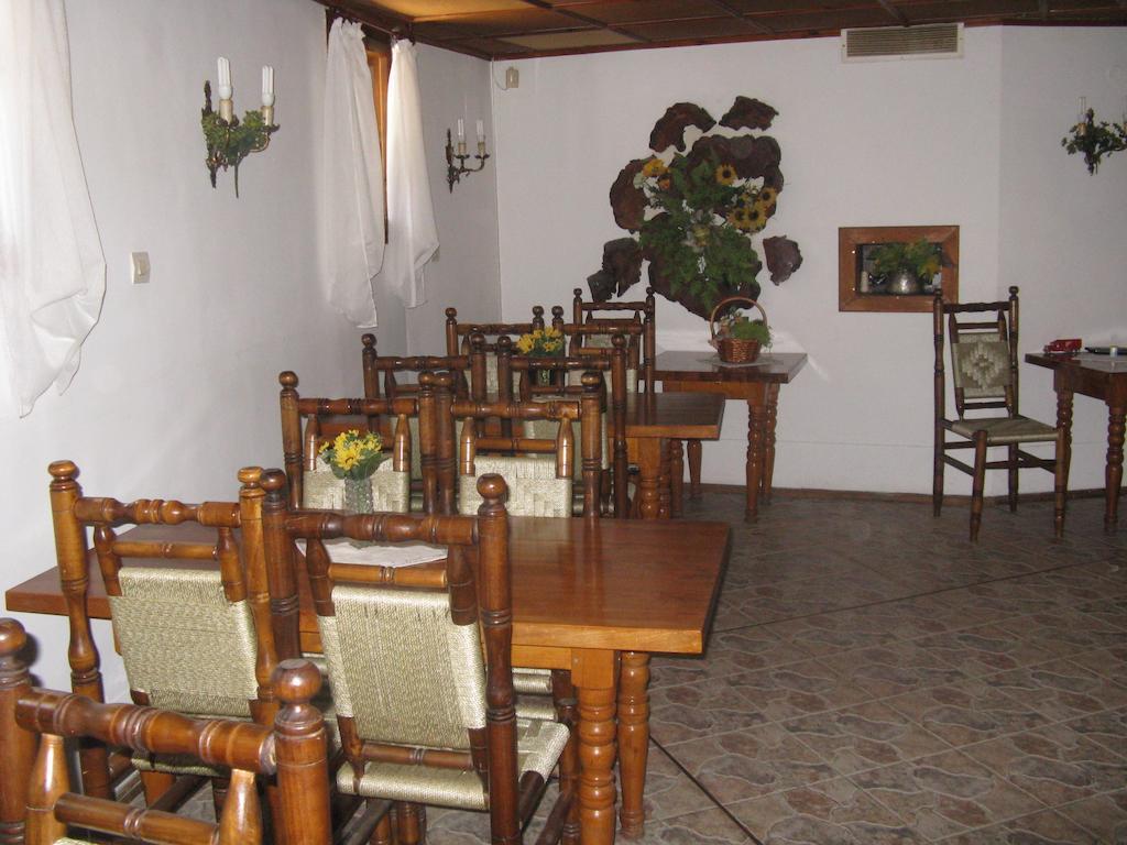 Family Hotel Kalina Koprivstica Kültér fotó
